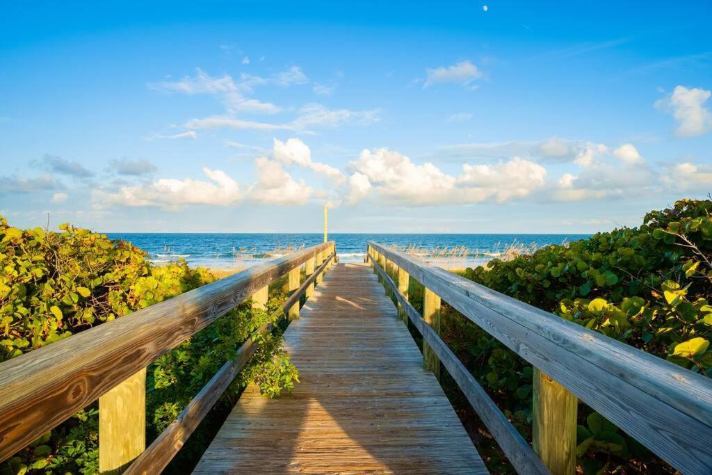 Sparkling 2Bed 1Bath Beach Home - Unit 214 Cocoa Beach Exterior photo