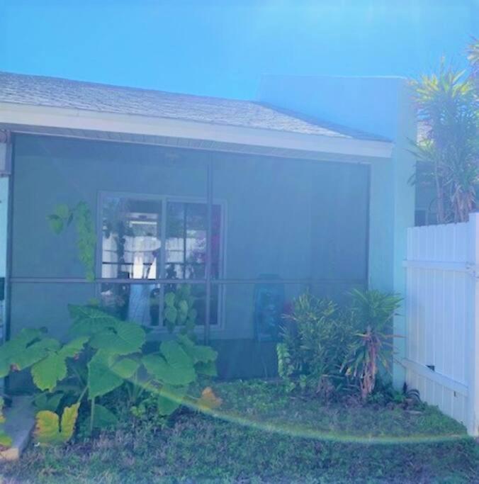 Sparkling 2Bed 1Bath Beach Home - Unit 214 Cocoa Beach Exterior photo
