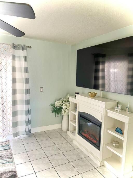 Sparkling 2Bed 1Bath Beach Home - Unit 214 Cocoa Beach Exterior photo